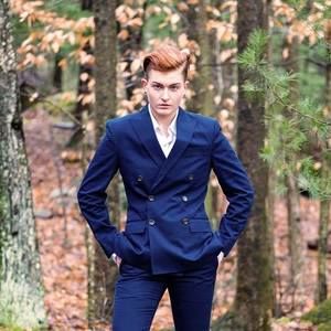 Meet your Posher, Dean